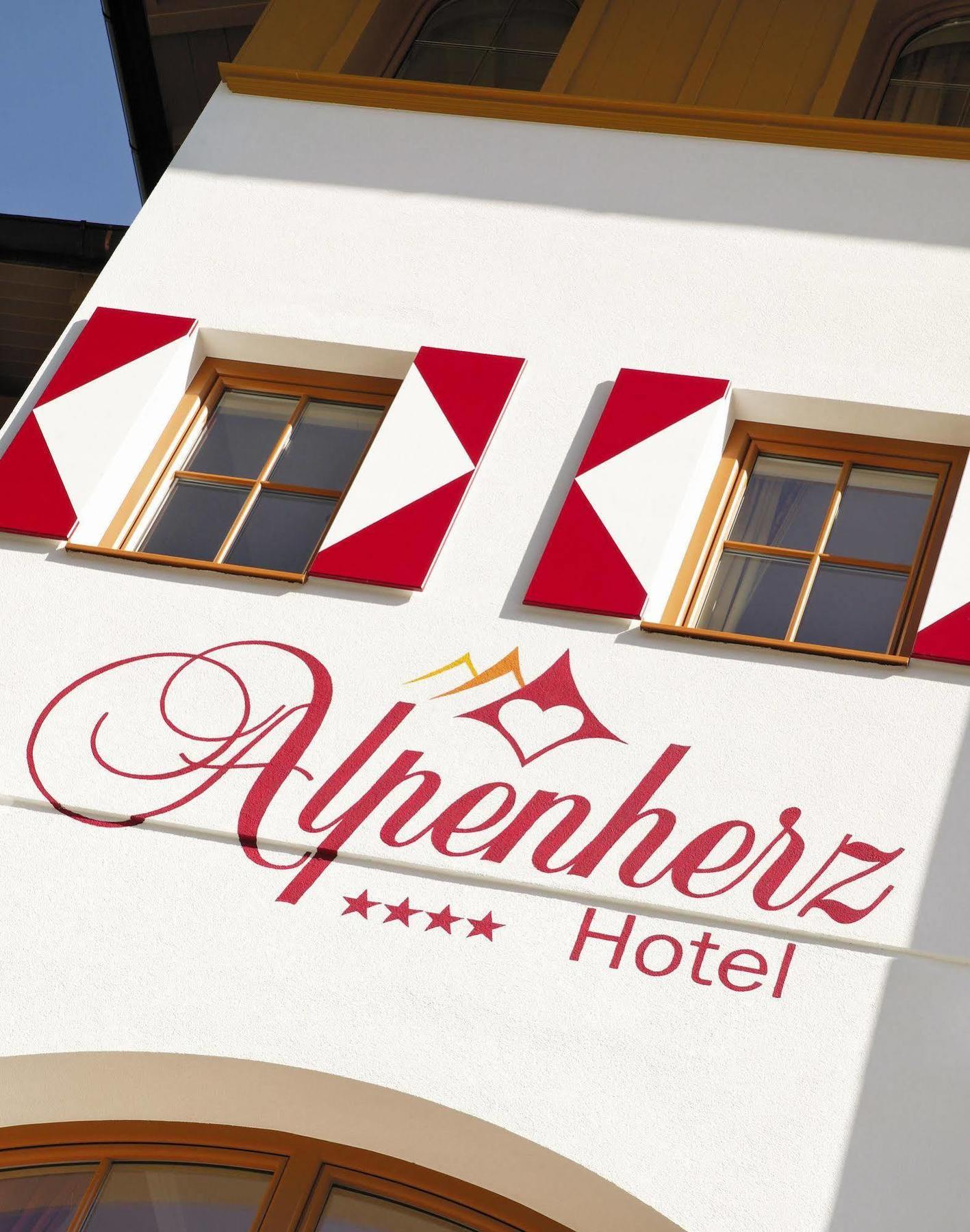 Alpenherz Hotel Garni Gerlos Exteriör bild